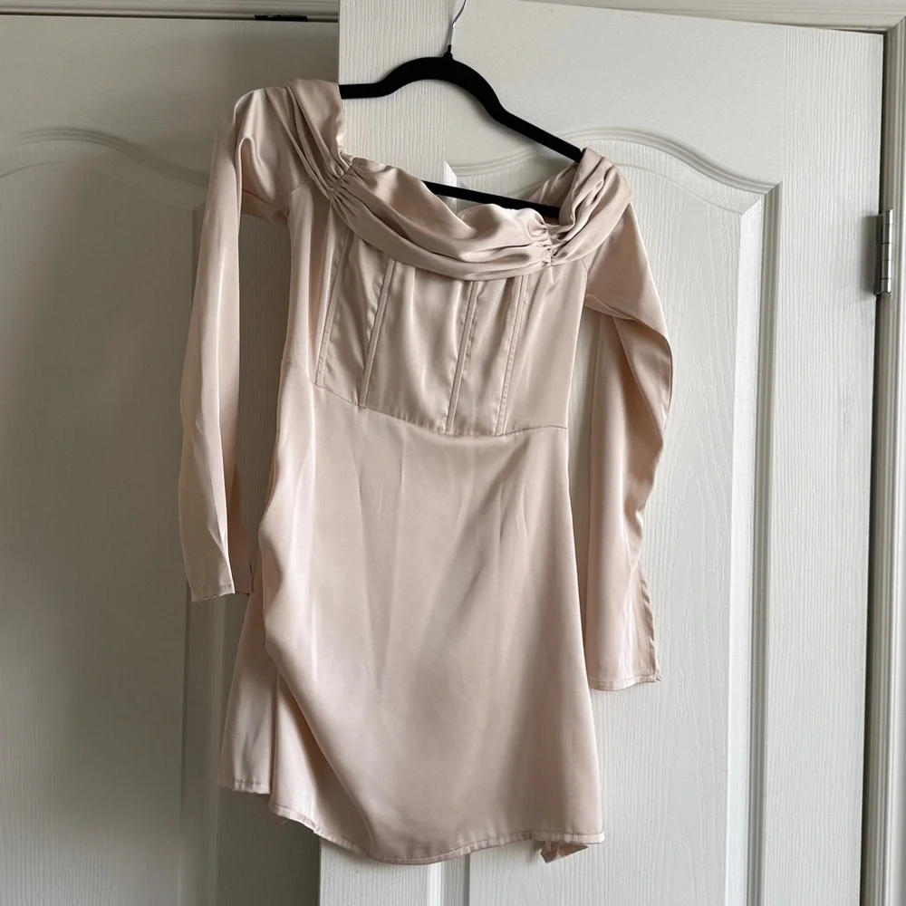 PrettyLittleThing Off-Shoulder Cream Mini Dress - Picture 5 of 10